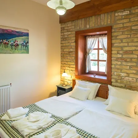 Bed and Breakfast Matild Country 4*