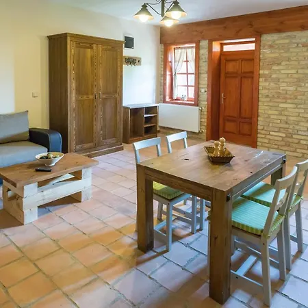 Matild Country Bed and Breakfast 4*