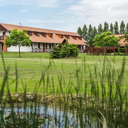 Matild Country Nemesvita