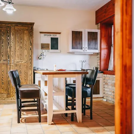 Bed and Breakfast Matild Country 4*